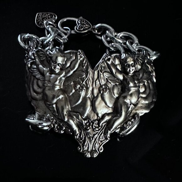 Cherub Angel Cuff Bracelet Victorian Silver Repoussé Cupid Angels Christmas Gift - Picture 10 of 12